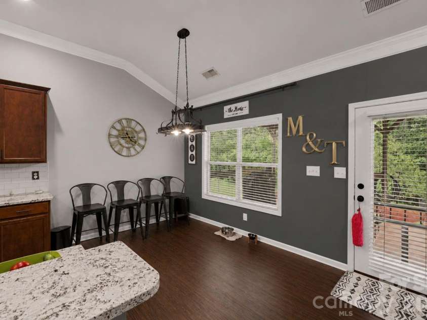 4916 Elementary View Drive, Charlotte, NC 28269.  MLS# CAR4406604, YatesRealty ID 42123. 