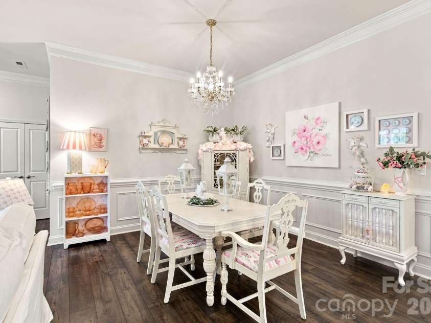 123 Cup Chase Drive, Mooresville, NC 28115.  MLS# CAR4407763, YatesRealty ID 42125. 