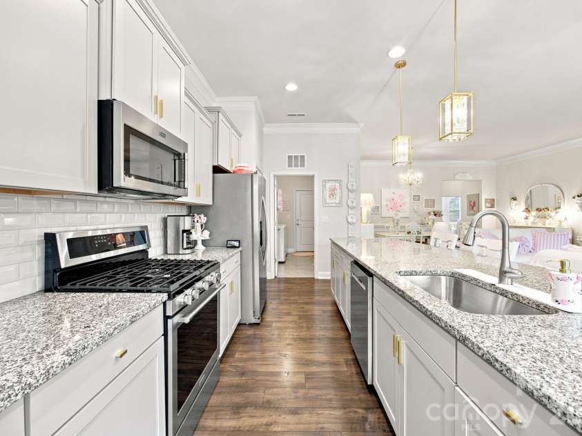 123 Cup Chase Drive, Mooresville, NC 28115.  MLS# CAR4407763, YatesRealty ID 42125. 