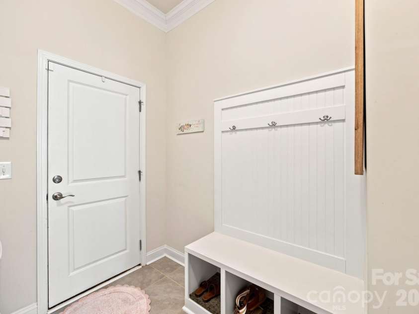 123 Cup Chase Drive, Mooresville, NC 28115.  MLS# CAR4407763, YatesRealty ID 42125. 