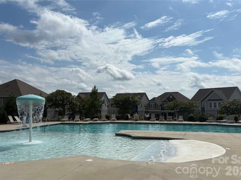 123 Cup Chase Drive, Mooresville, NC 28115.  MLS# CAR4407763, YatesRealty ID 42125. 