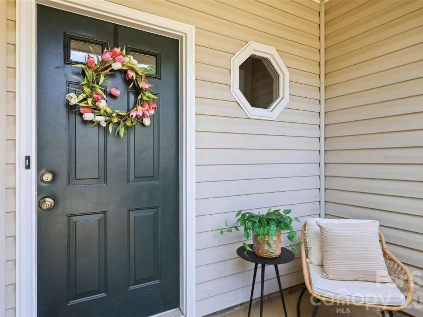 1323 Anthem Court, Charlotte, NC 28205.  MLS# CAR4406513, YatesRealty ID 42126. 