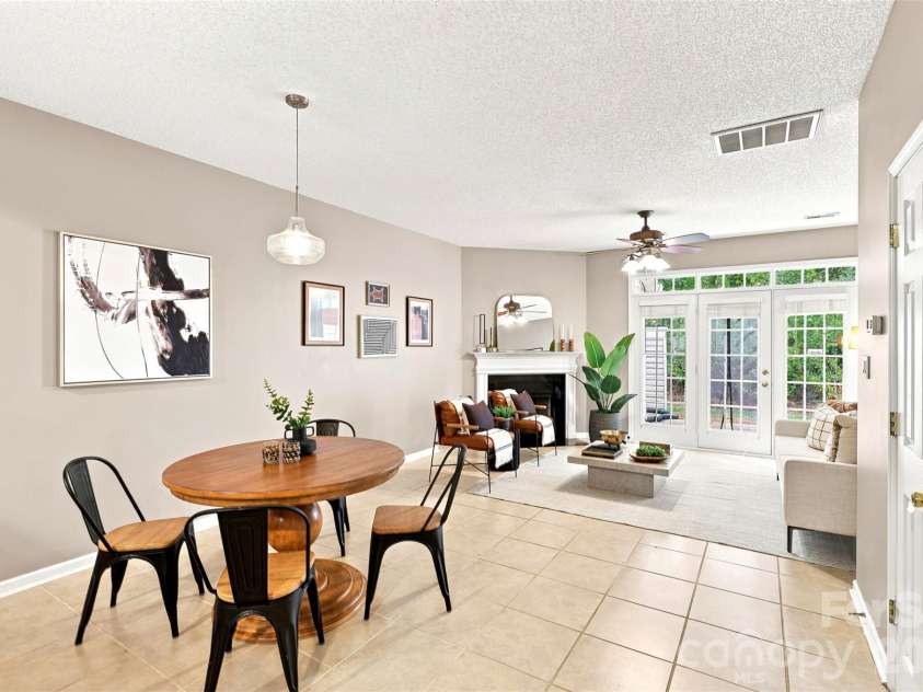 1323 Anthem Court, Charlotte, NC 28205.  MLS# CAR4406513, YatesRealty ID 42126. 