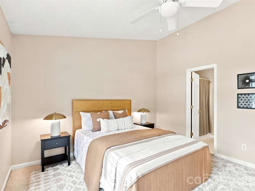 1323 Anthem Court, Charlotte, NC 28205.  MLS# CAR4406513, YatesRealty ID 42126. 