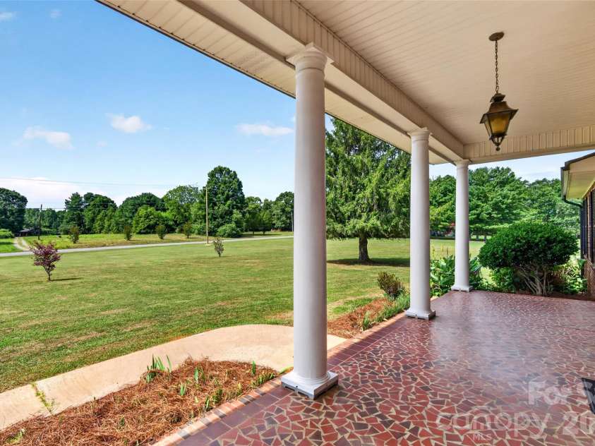 3040 Maiden Road, Maiden, NC 28650.  MLS# CAR4407975, YatesRealty ID 42127. 