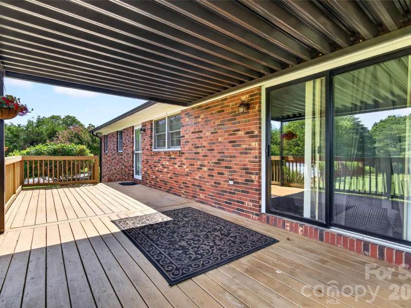 3040 Maiden Road, Maiden, NC 28650.  MLS# CAR4407975, YatesRealty ID 42127. 