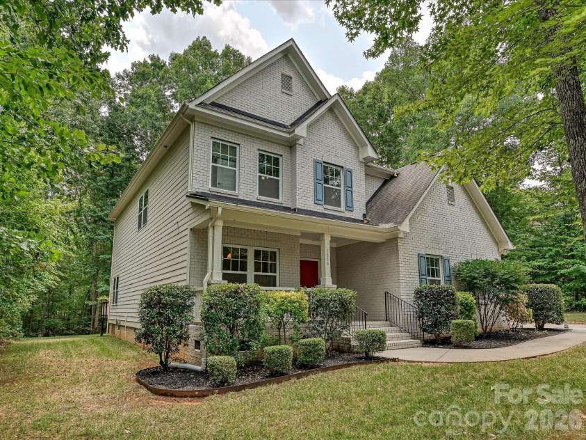 1336 Huntcliff Drive, Waxhaw, NC 28173.  MLS# CAR4402736, YatesRealty ID 42128. 