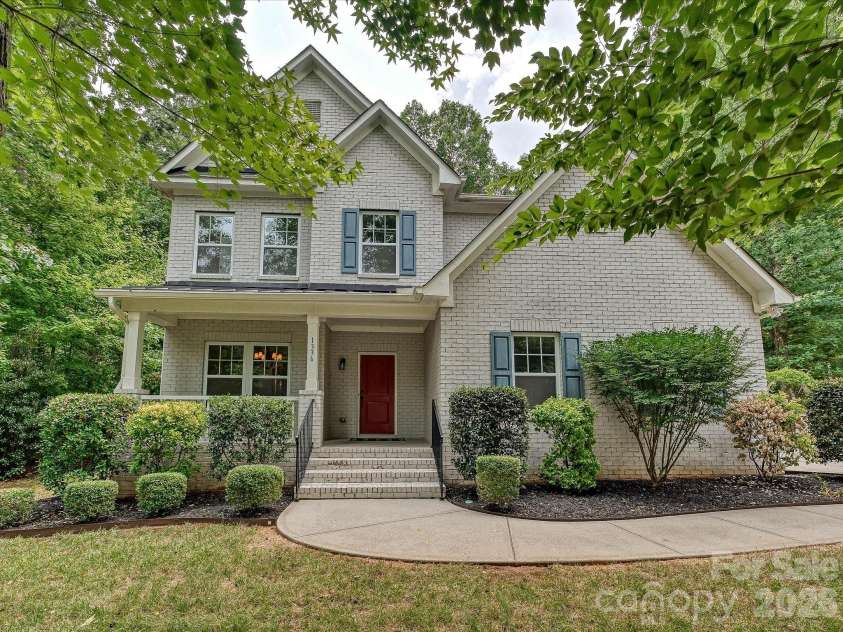 1336 Huntcliff Drive, Waxhaw, NC 28173.  MLS# CAR4402736, YatesRealty ID 42128. 