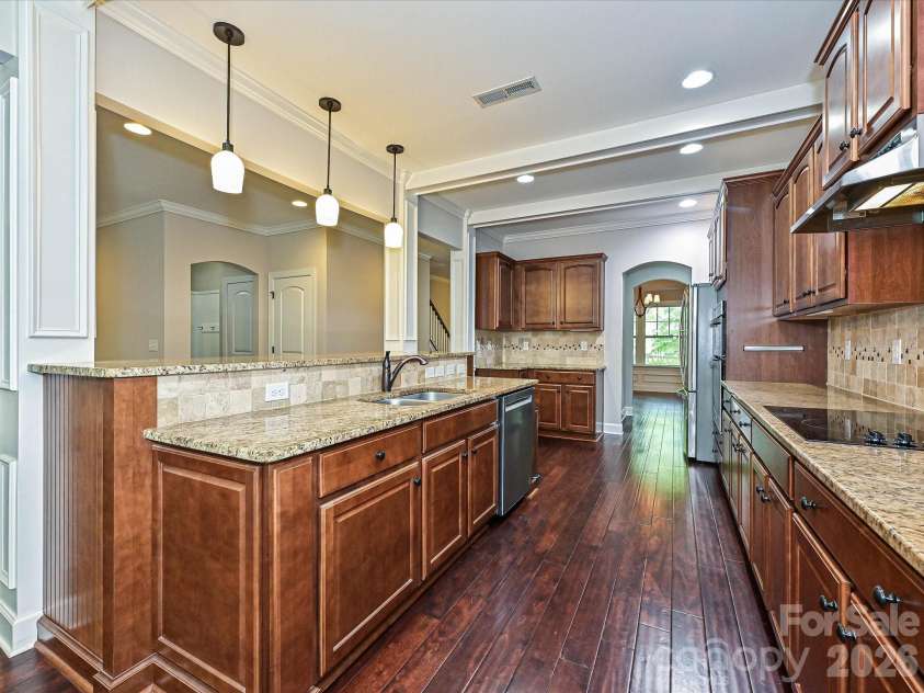 1336 Huntcliff Drive, Waxhaw, NC 28173.  MLS# CAR4402736, YatesRealty ID 42128. 