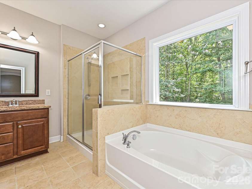 1336 Huntcliff Drive, Waxhaw, NC 28173.  MLS# CAR4402736, YatesRealty ID 42128. 