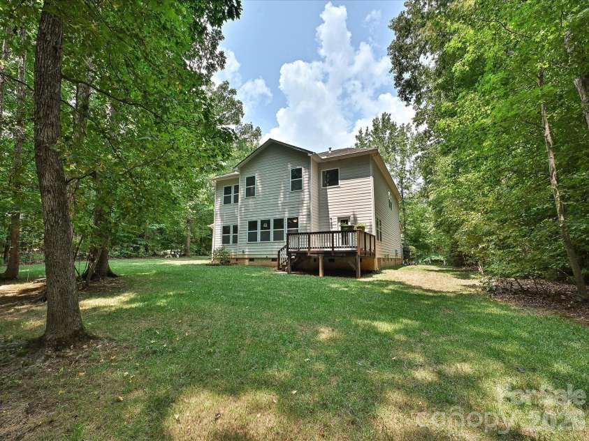 1336 Huntcliff Drive, Waxhaw, NC 28173.  MLS# CAR4402736, YatesRealty ID 42128. 