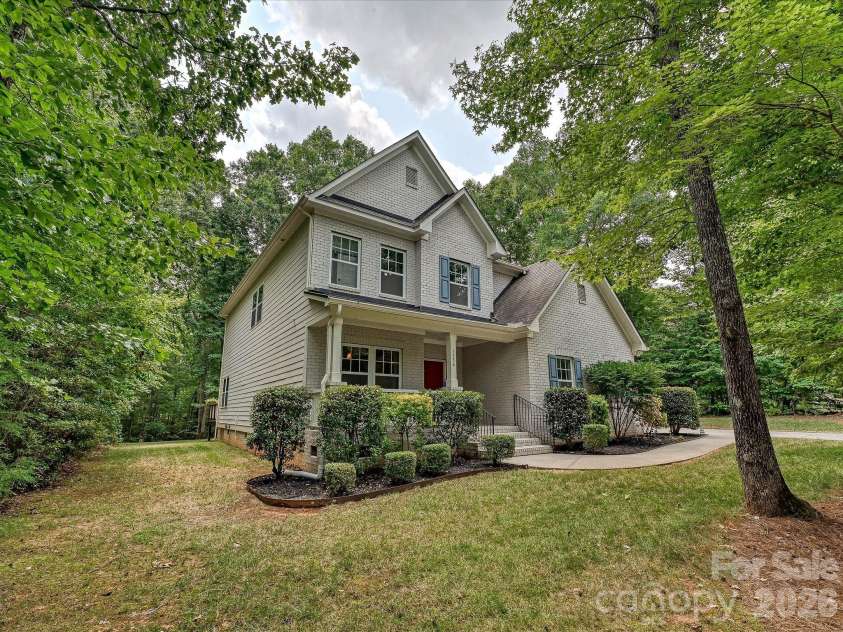 1336 Huntcliff Drive, Waxhaw, NC 28173.  MLS# CAR4402736, YatesRealty ID 42128. 