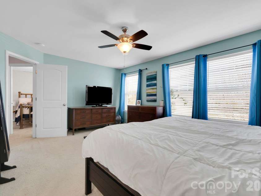15039 Ockeechobee Court, Mint Hill, NC 28227.  MLS# CAR4354276, YatesRealty ID 4213. Primary bedroom
