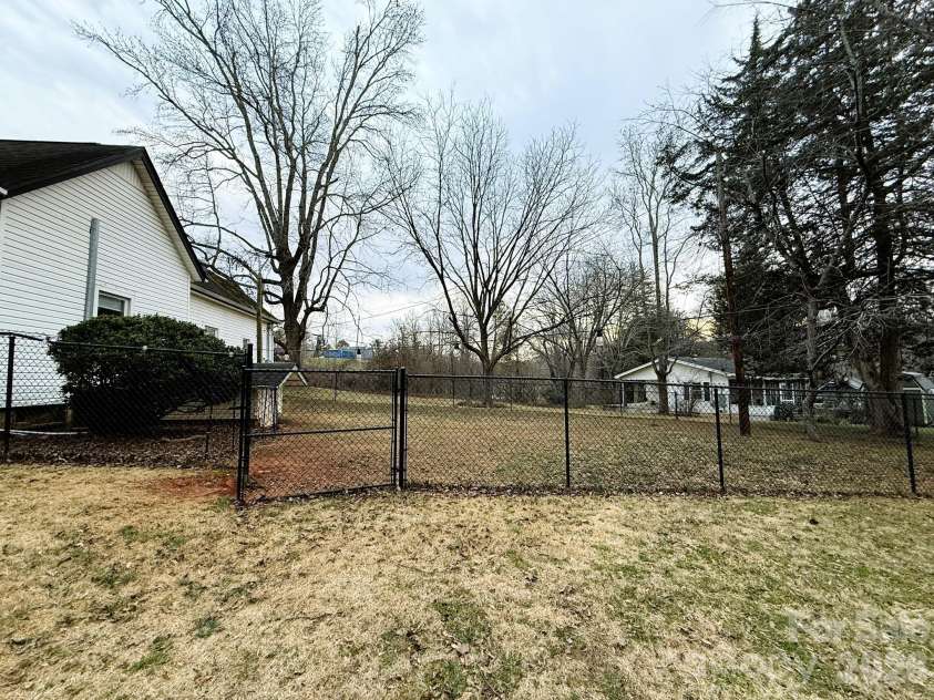 246 Tryon Road, Rutherfordton, NC 28139.  MLS# CAR4344001, YatesRealty ID 4213. 