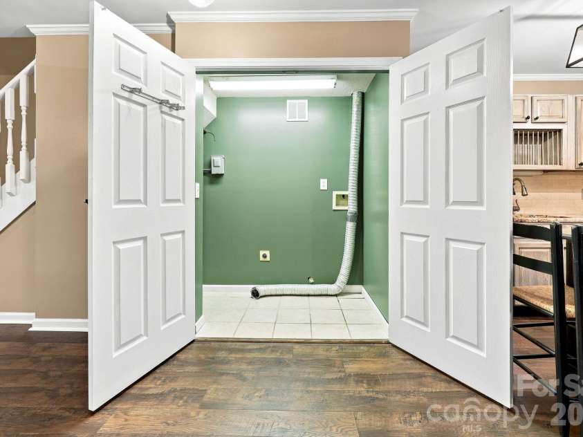 65 Park Terrace Drive, Clyde, NC 28721.  MLS# CAR4408387, YatesRealty ID 42130. 