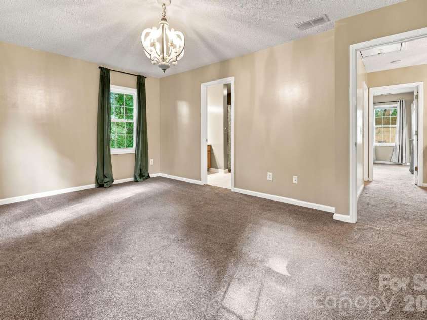 65 Park Terrace Drive, Clyde, NC 28721.  MLS# CAR4408387, YatesRealty ID 42130. 