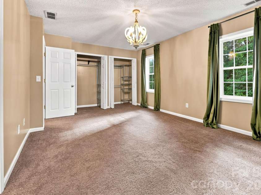 65 Park Terrace Drive, Clyde, NC 28721.  MLS# CAR4408387, YatesRealty ID 42130. 