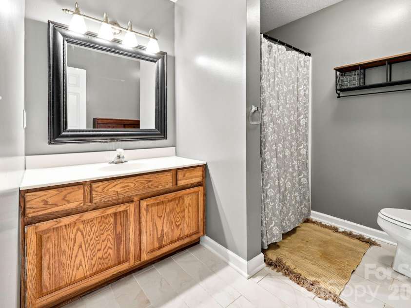 65 Park Terrace Drive, Clyde, NC 28721.  MLS# CAR4408387, YatesRealty ID 42130. 