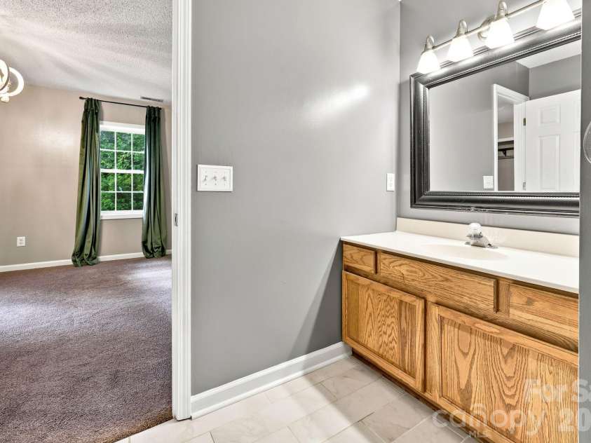 65 Park Terrace Drive, Clyde, NC 28721.  MLS# CAR4408387, YatesRealty ID 42130. 