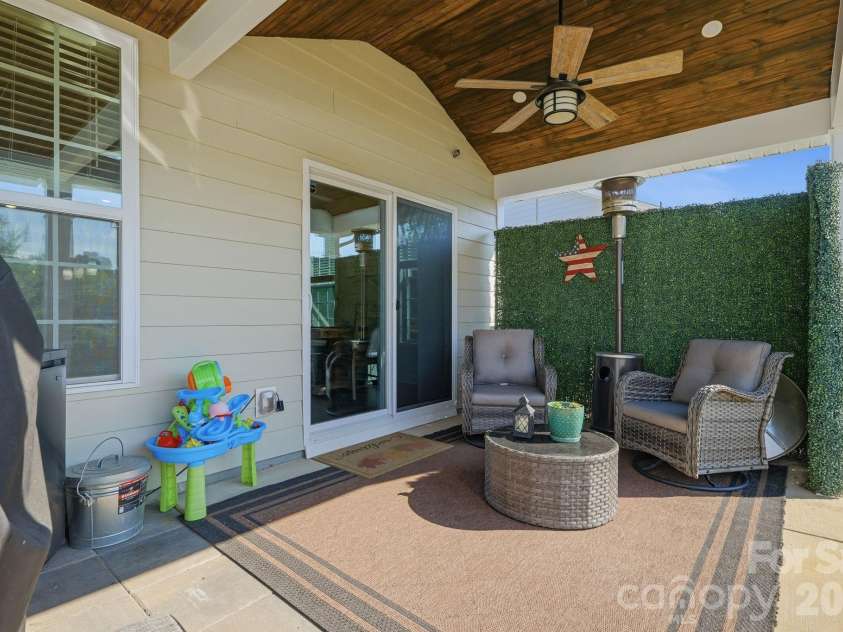 641 Belle Grove Drive, Clover, SC 29710.  MLS# CAR4408981, YatesRealty ID 42131. 