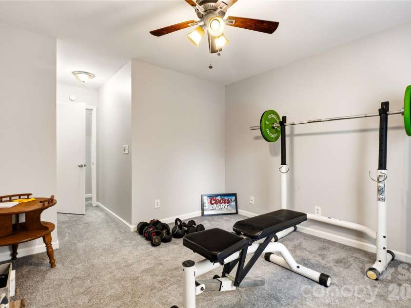 6355 Windsor Gate Lane, Charlotte, NC 28215.  MLS# CAR4406081, YatesRealty ID 42134. 