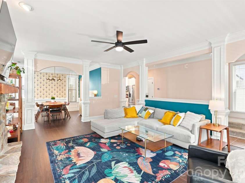 4140 Cedar Point Avenue, Matthews, NC 28104.  MLS# CAR4400390, YatesRealty ID 42135. Living Room