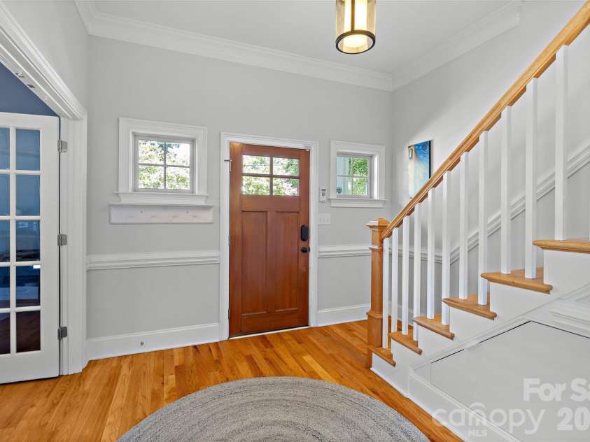 3404 Holt Street, Charlotte, NC 28205.  MLS# CAR4408697, YatesRealty ID 42136. 