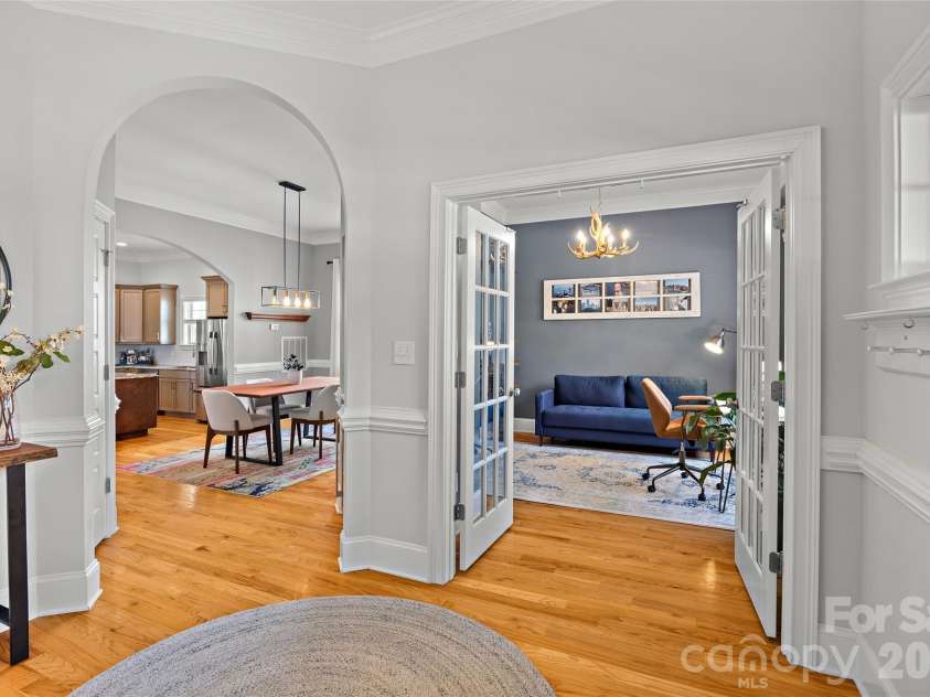3404 Holt Street, Charlotte, NC 28205.  MLS# CAR4408697, YatesRealty ID 42136. 