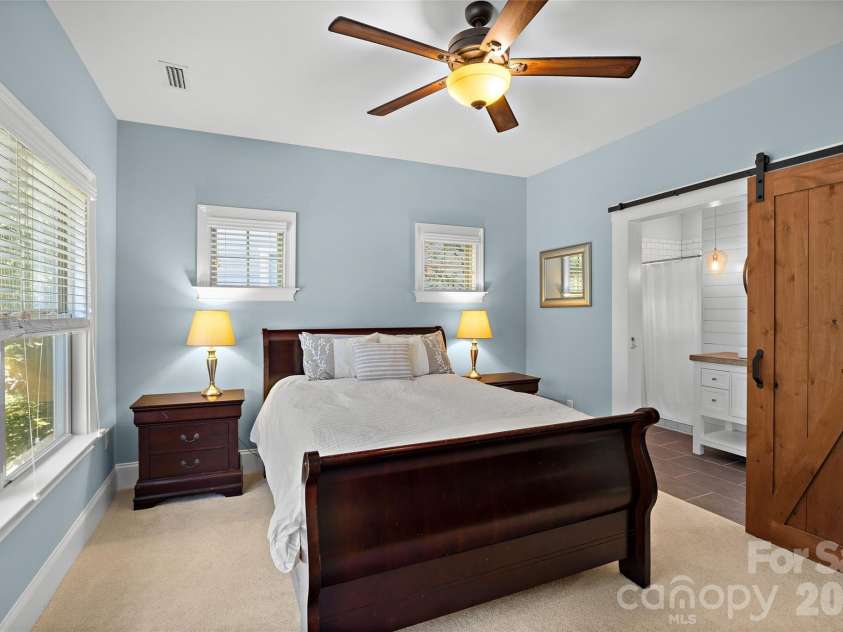 3404 Holt Street, Charlotte, NC 28205.  MLS# CAR4408697, YatesRealty ID 42136. 