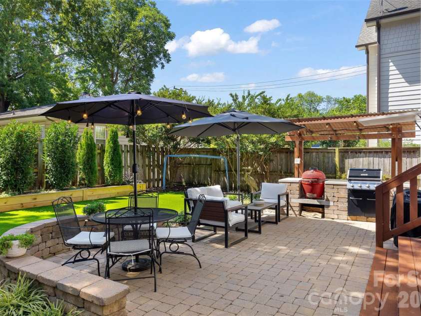 3404 Holt Street, Charlotte, NC 28205.  MLS# CAR4408697, YatesRealty ID 42136. 