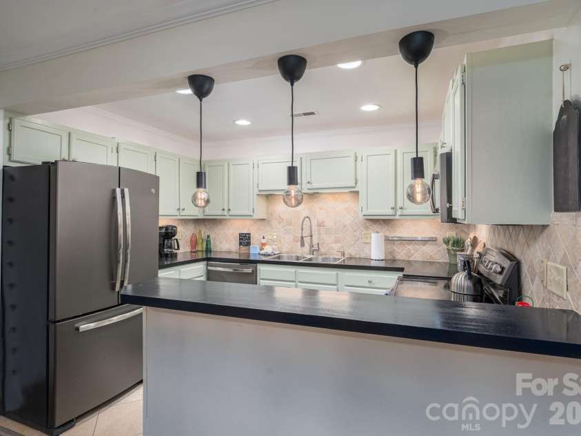 4130 Charlotte Highway, Clover, SC 29710.  MLS# CAR4410722, YatesRealty ID 42137. 