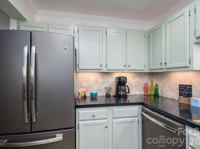 4130 Charlotte Highway, Clover, SC 29710.  MLS# CAR4410722, YatesRealty ID 42137. 