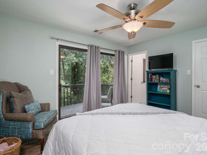4130 Charlotte Highway, Clover, SC 29710.  MLS# CAR4410722, YatesRealty ID 42137. 