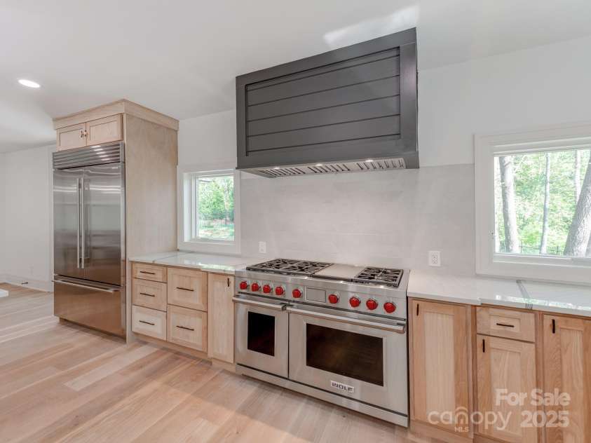 117 Wrenwood Lane, Charlotte, NC 28211.  MLS# CAR4242802, YatesRealty ID 4214. 
