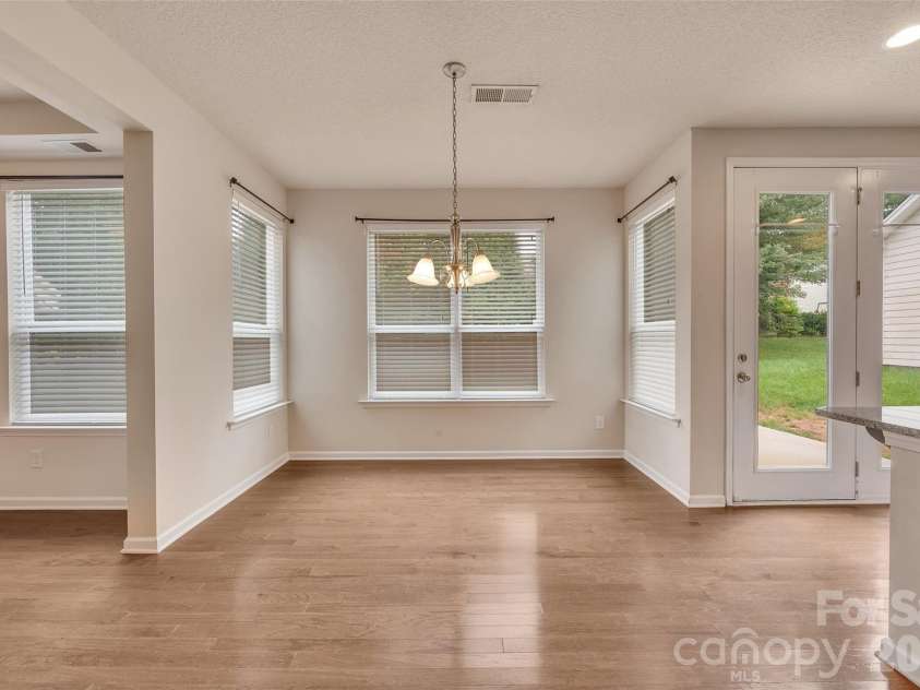 3212 Bridgewick Road, Waxhaw, NC 28173.  MLS# CAR4412122, YatesRealty ID 42141. 