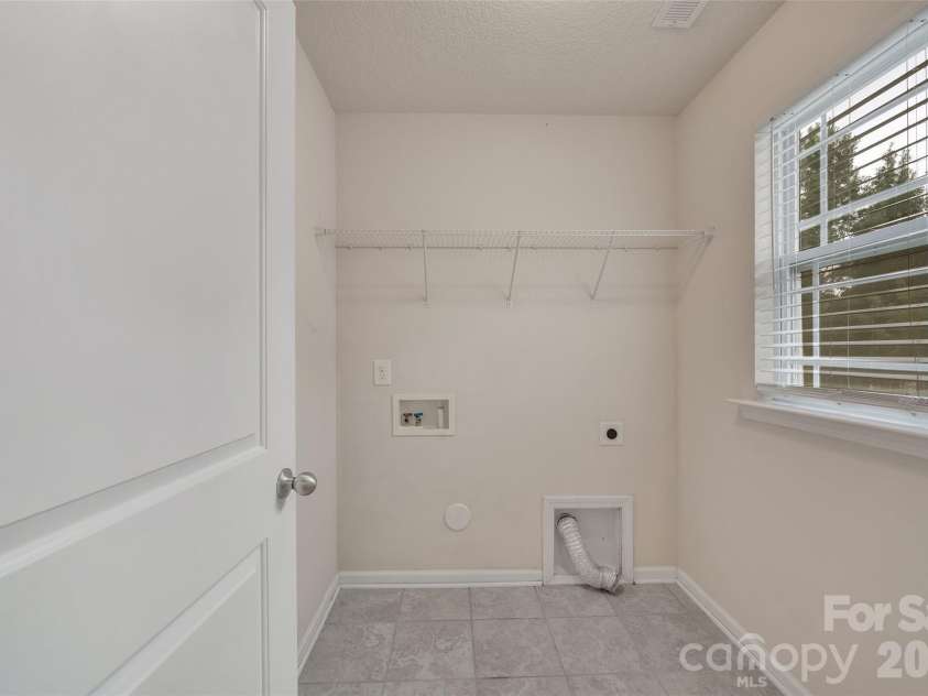 3212 Bridgewick Road, Waxhaw, NC 28173.  MLS# CAR4412122, YatesRealty ID 42141. 