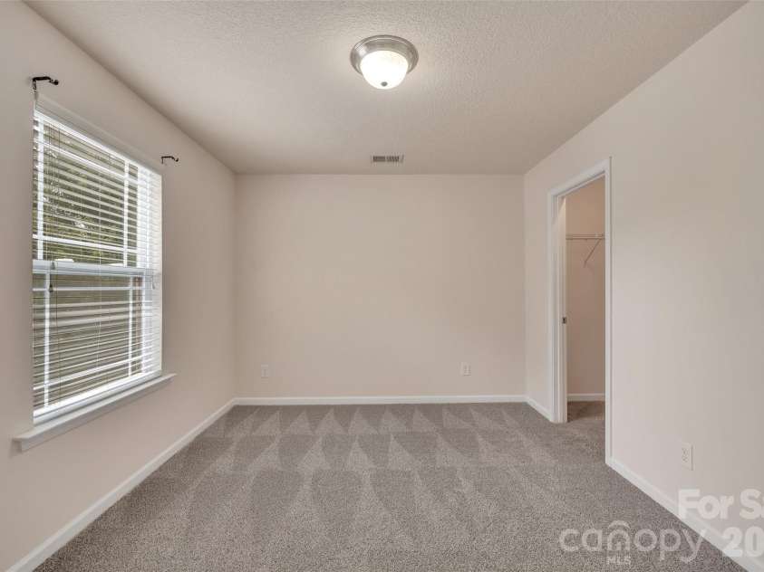 3212 Bridgewick Road, Waxhaw, NC 28173.  MLS# CAR4412122, YatesRealty ID 42141. 