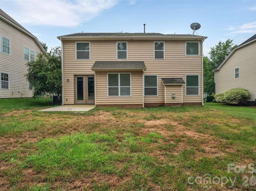 3212 Bridgewick Road, Waxhaw, NC 28173.  MLS# CAR4412122, YatesRealty ID 42141. 