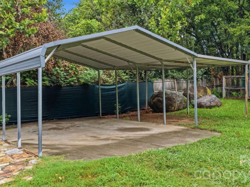 3466 Roberta Road, Concord, NC 28027.  MLS# CAR4410706, YatesRealty ID 42144. 