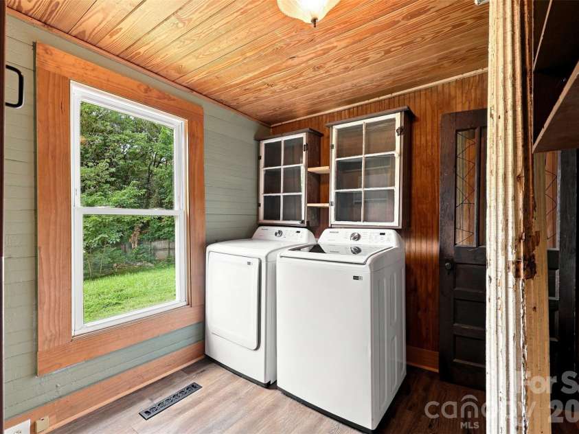 3466 Roberta Road, Concord, NC 28027.  MLS# CAR4410706, YatesRealty ID 42144. 