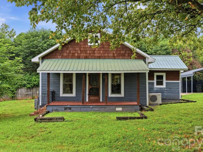 3466 Roberta Road, Concord, NC 28027.  MLS# CAR4410706, YatesRealty ID 42144. 