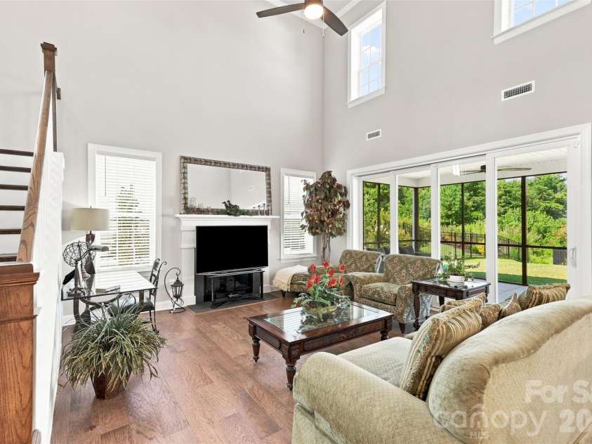 10508 Ardley Manor Drive, Charlotte, NC 28227.  MLS# CAR4408894, YatesRealty ID 42145. 
