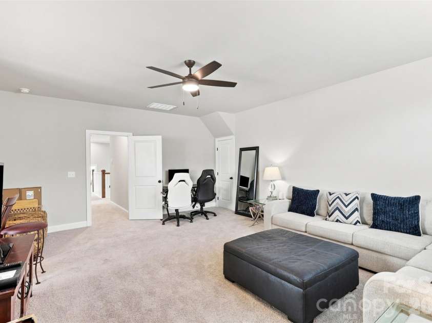 10508 Ardley Manor Drive, Charlotte, NC 28227.  MLS# CAR4408894, YatesRealty ID 42145. 