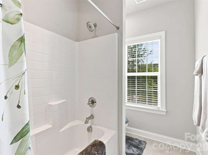 10508 Ardley Manor Drive, Charlotte, NC 28227.  MLS# CAR4408894, YatesRealty ID 42145. 