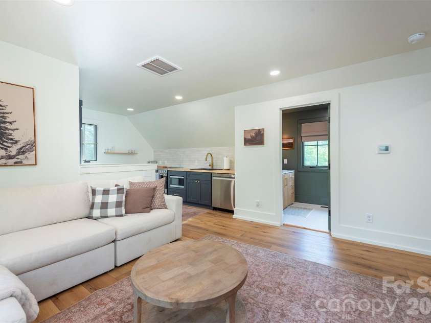 1156 Campbells Trace, Nebo, NC 28761.  MLS# CAR4411887, YatesRealty ID 42146. 