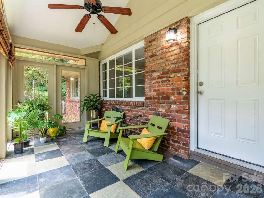 41 Pinehurst Road, Asheville, NC 28805.  MLS# CAR4408089, YatesRealty ID 42148. 