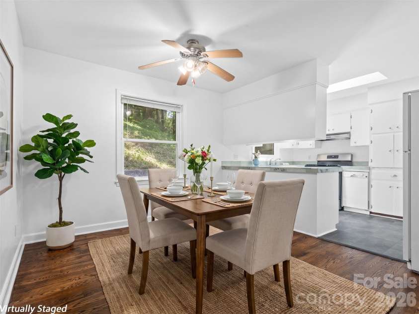 41 Pinehurst Road, Asheville, NC 28805.  MLS# CAR4408089, YatesRealty ID 42148. 