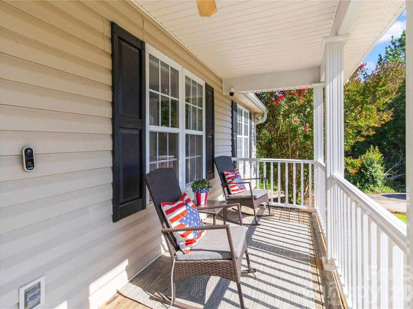 200 Autumn Woods Boulevard, Mount Holly, NC 28120.  MLS# CAR4410226, YatesRealty ID 42149. 