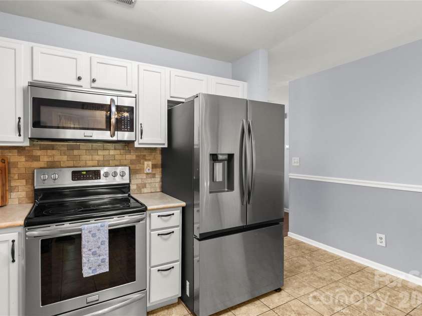 200 Autumn Woods Boulevard, Mount Holly, NC 28120.  MLS# CAR4410226, YatesRealty ID 42149. 