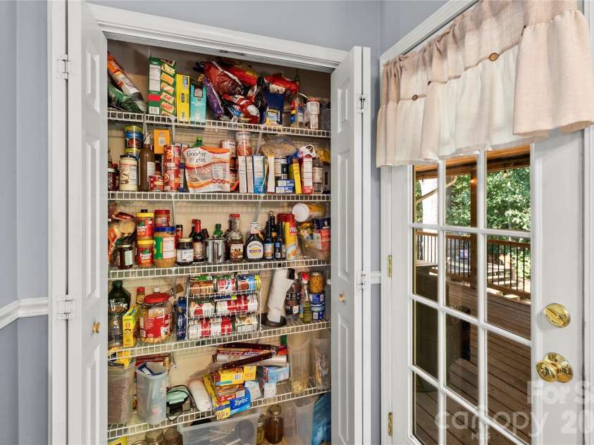 200 Autumn Woods Boulevard, Mount Holly, NC 28120.  MLS# CAR4410226, YatesRealty ID 42149. 